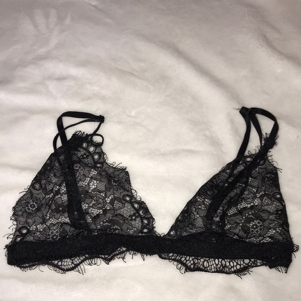 black bralette